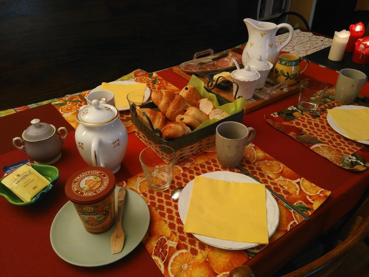 Moulin De La Fleuristerie Bed and Breakfast Orges Kamer foto